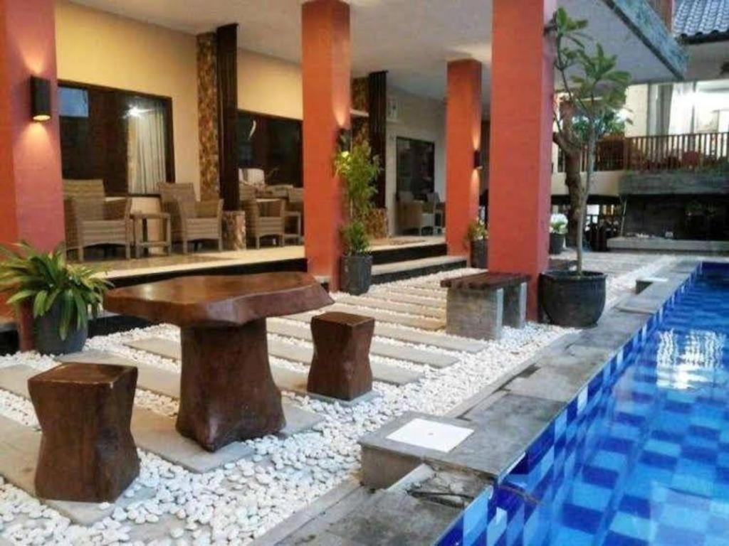 Uni Beach Hotel Pangandaran Eksteriør bilde